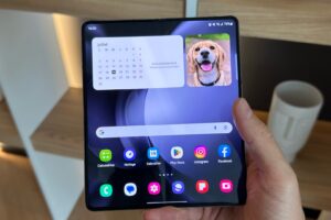 Samsung Galaxy Z Fold 5